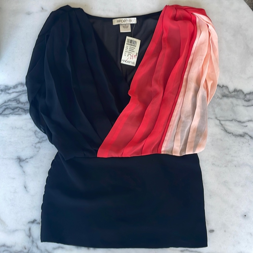 Arden B Black and Pink Crop Top - Size Small